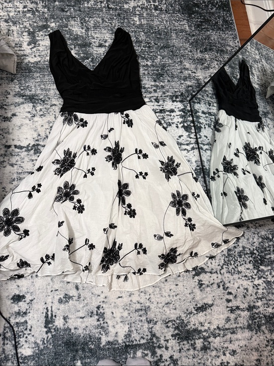 dressbarn Dresses & Skirts - dressbarn Black & White Floral Midi Fit-and-Flare Dress